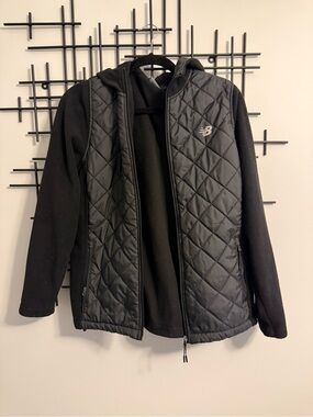 New Balance women’s  Black Quilted Hooded Jacket